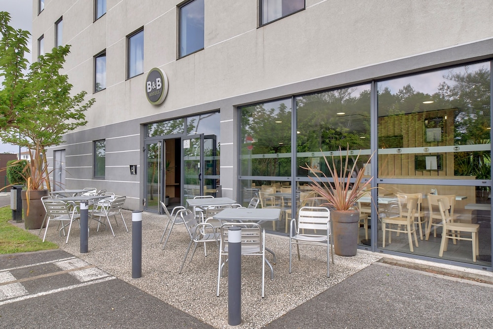 B&B HOTEL Bayonne Tarnos 28/30