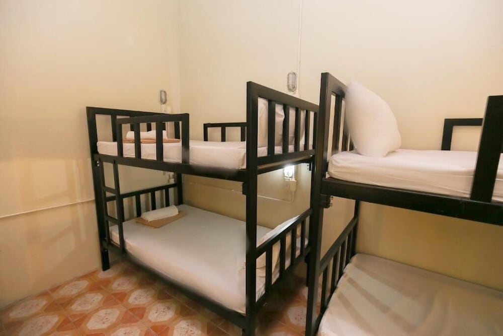 Phuket Old Town Hostel 46/61