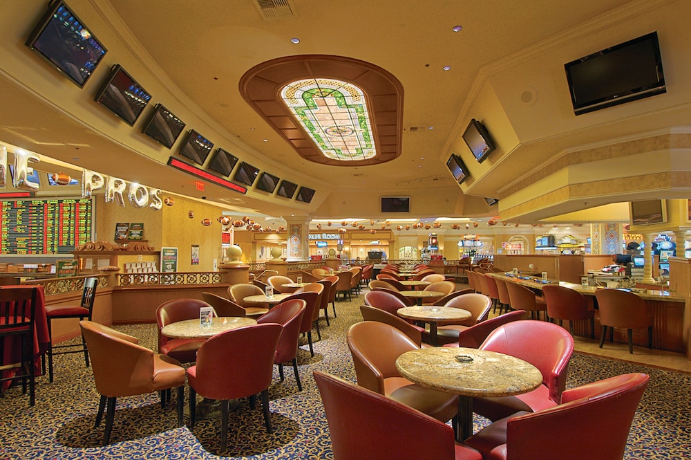 Suncoast Hotel And Casino 27/44