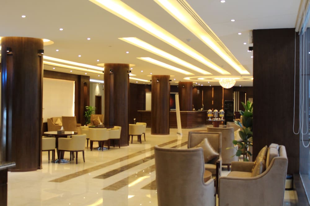 Pestana Hotel and Suites 2 34/52