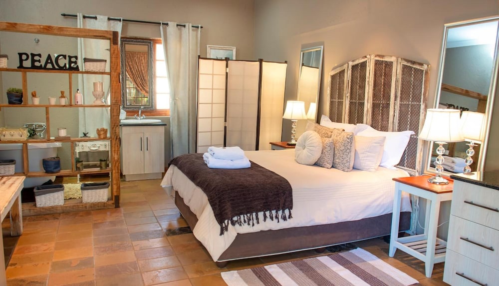 Four Seasons Guesthouse 9/15