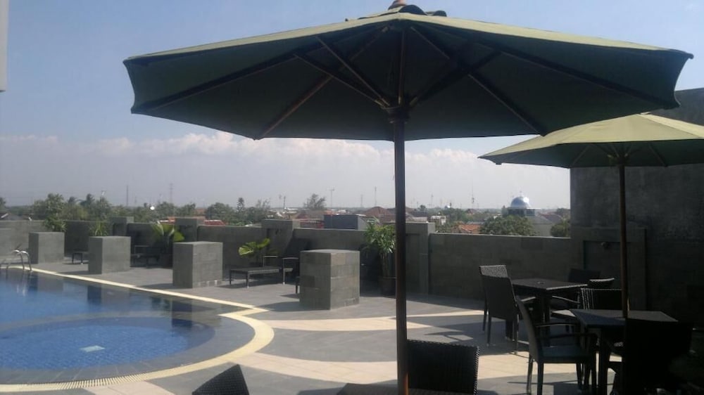 Hotel Dafam Pekalongan 34/66