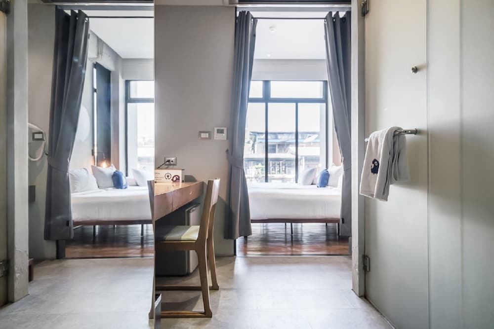 KOKOTEL BANGKOK SURAWONG 43/55
