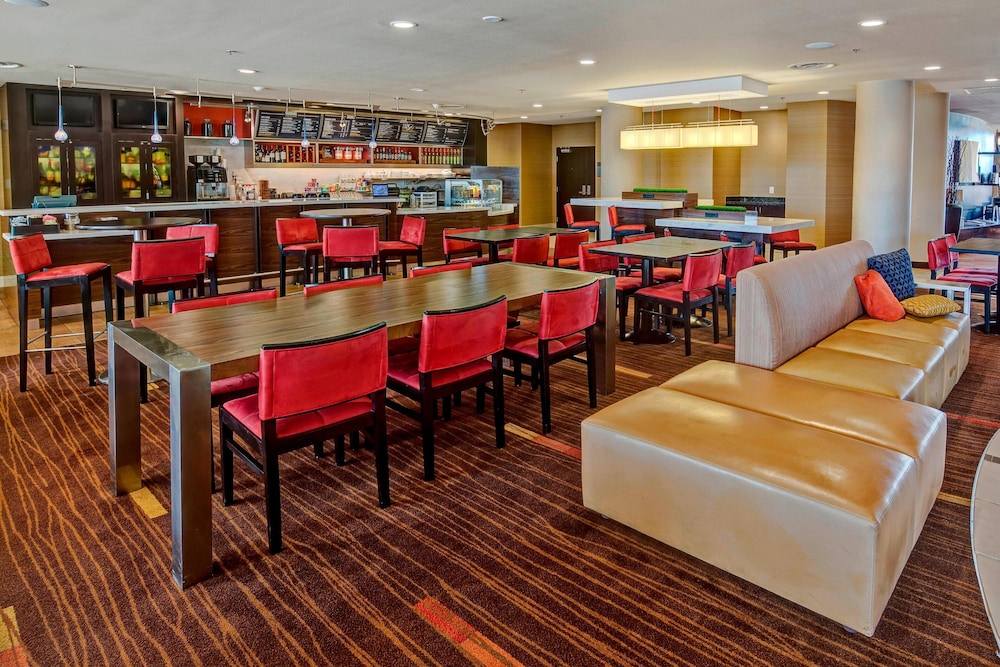 Courtyard By Marriott Midland 39/51
