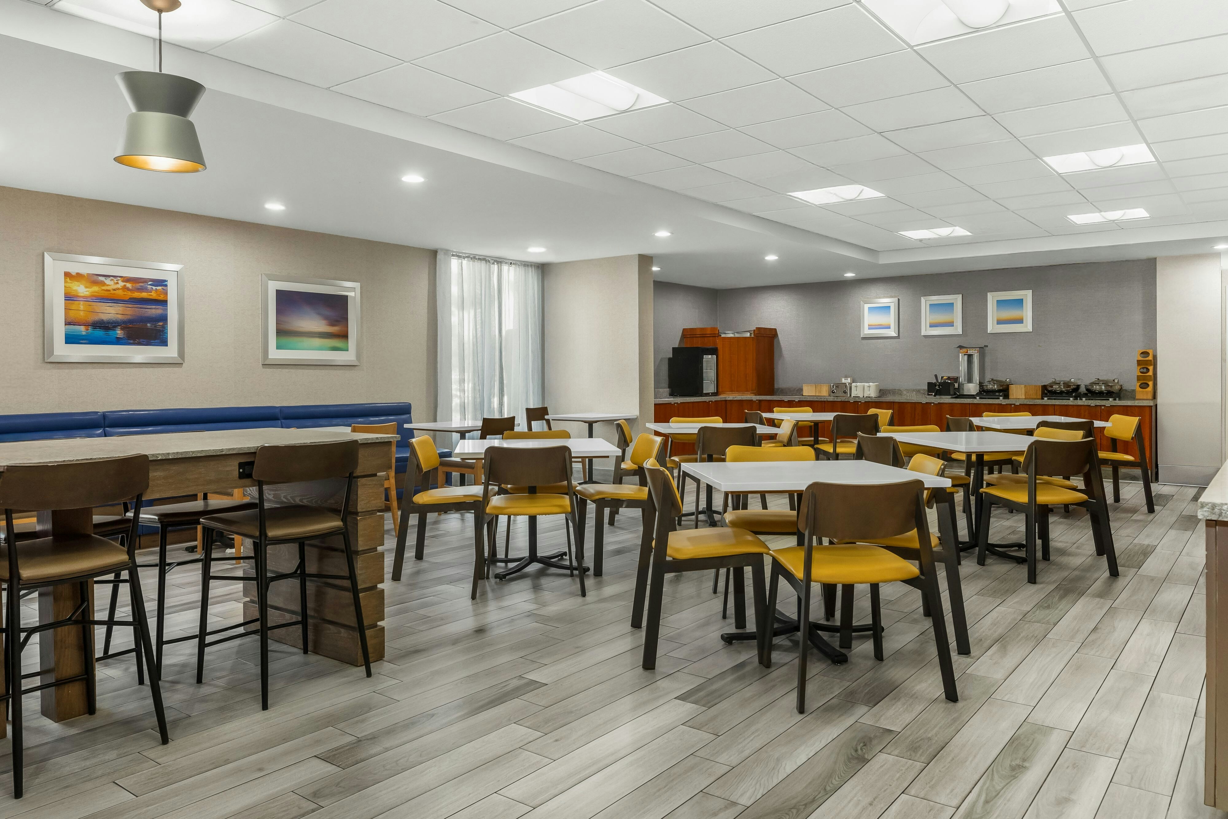 Fairfield Inn & Suites Anaheim North/ Buena Park 18/33