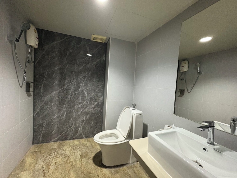 Km Kwanphayao Hotel 48/50