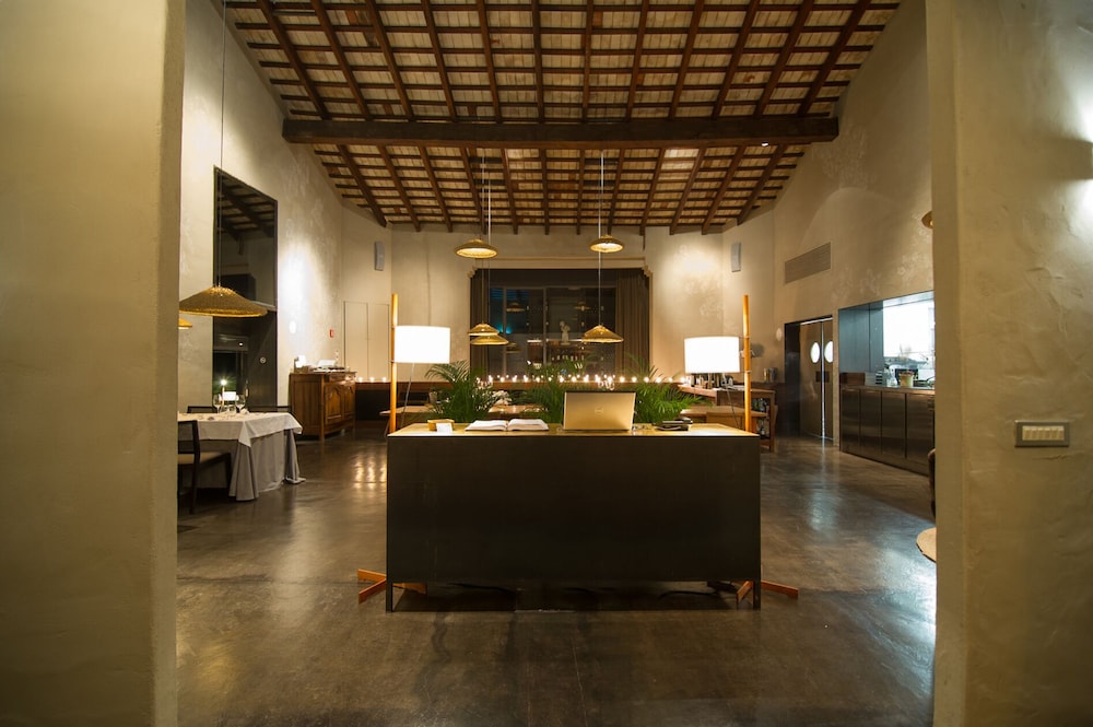 Hotel del Teatre 12/69