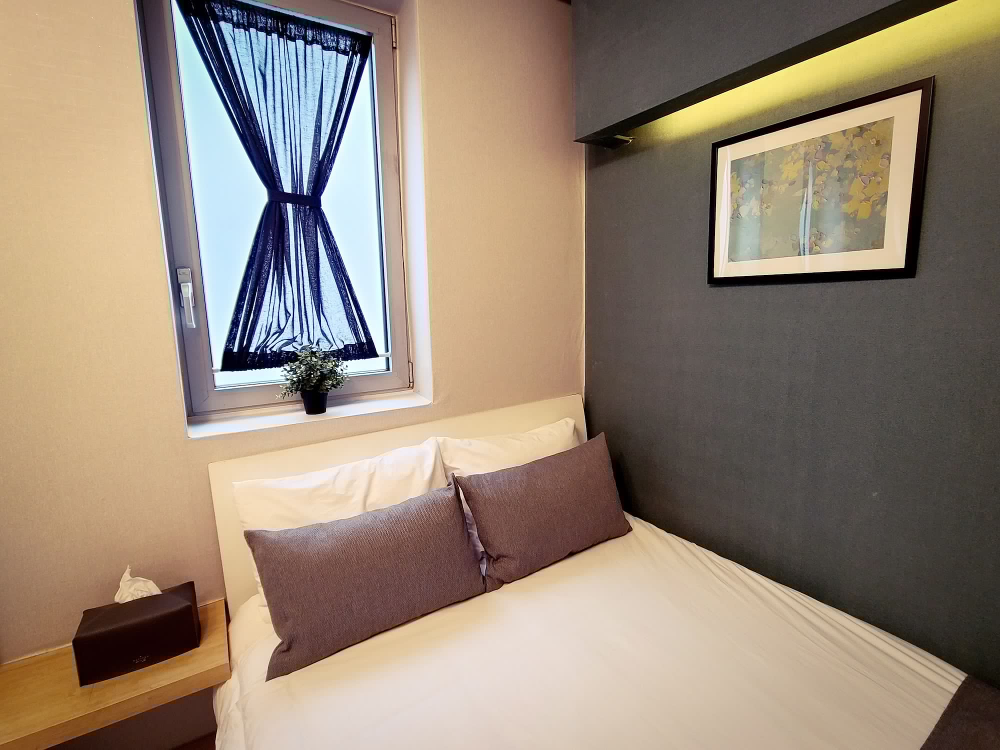 SUITE, QUADRUPLE