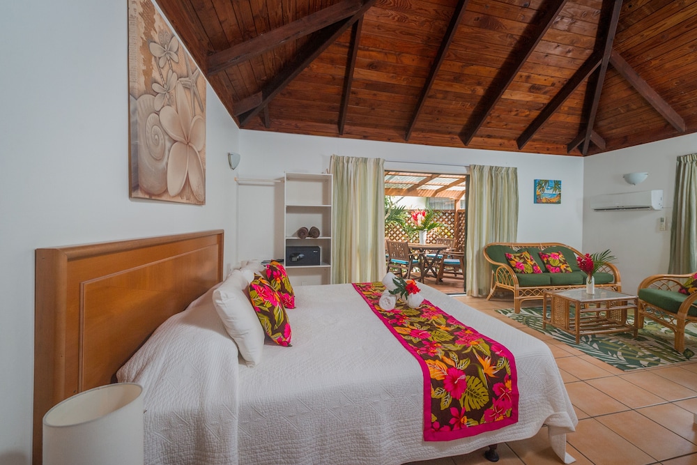 THE COOKS OASIS HOLIDAY VILLAS 18/50