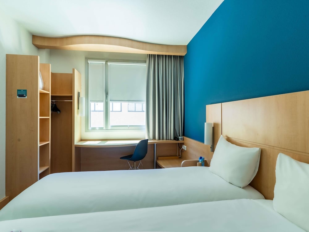 Ibis Barcelona Plaza Glories 22 26/75