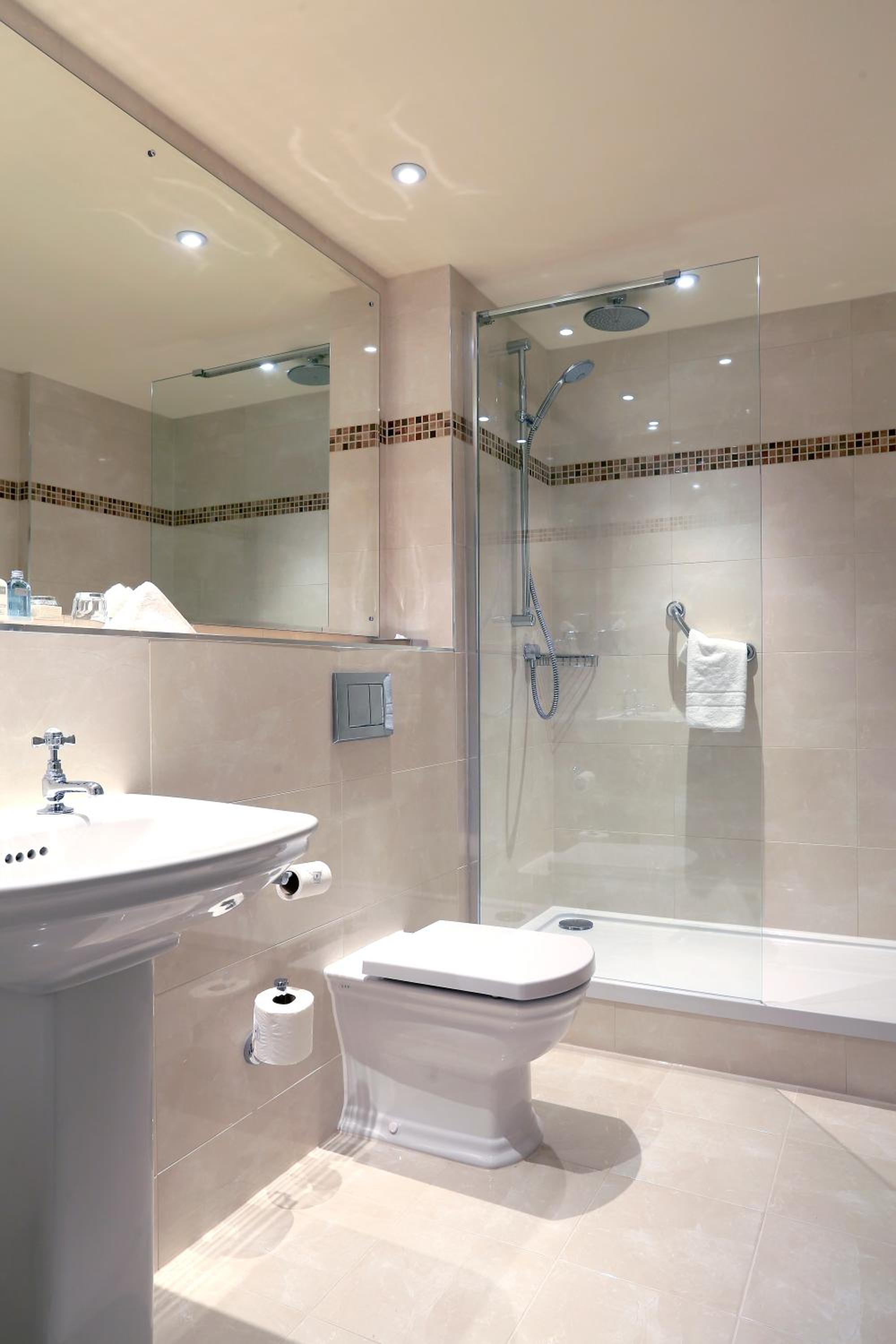 غرفة عائلية، Macdonald Craxton Wood Hotel 4/4