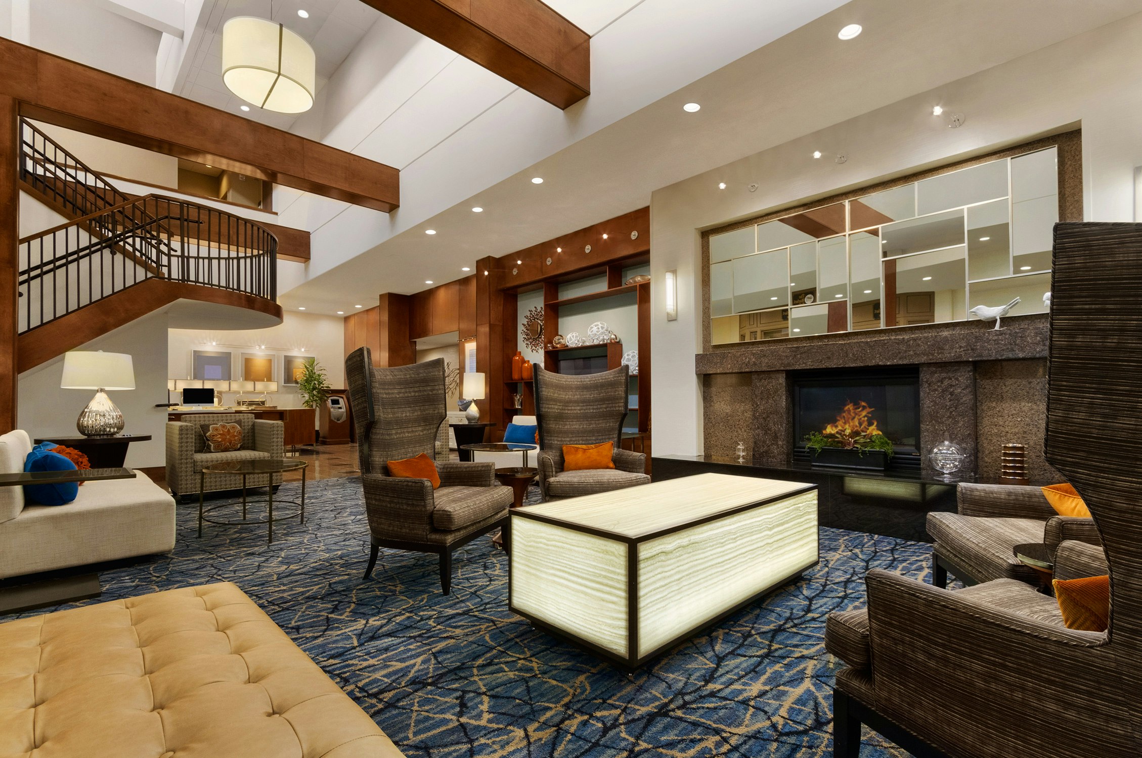 HILTON KNOXVILLE 15/34