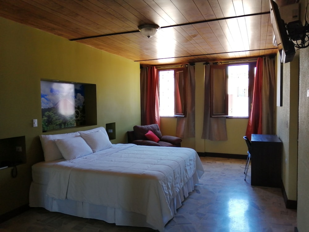 Kartagus Hotel Boutique 15/76