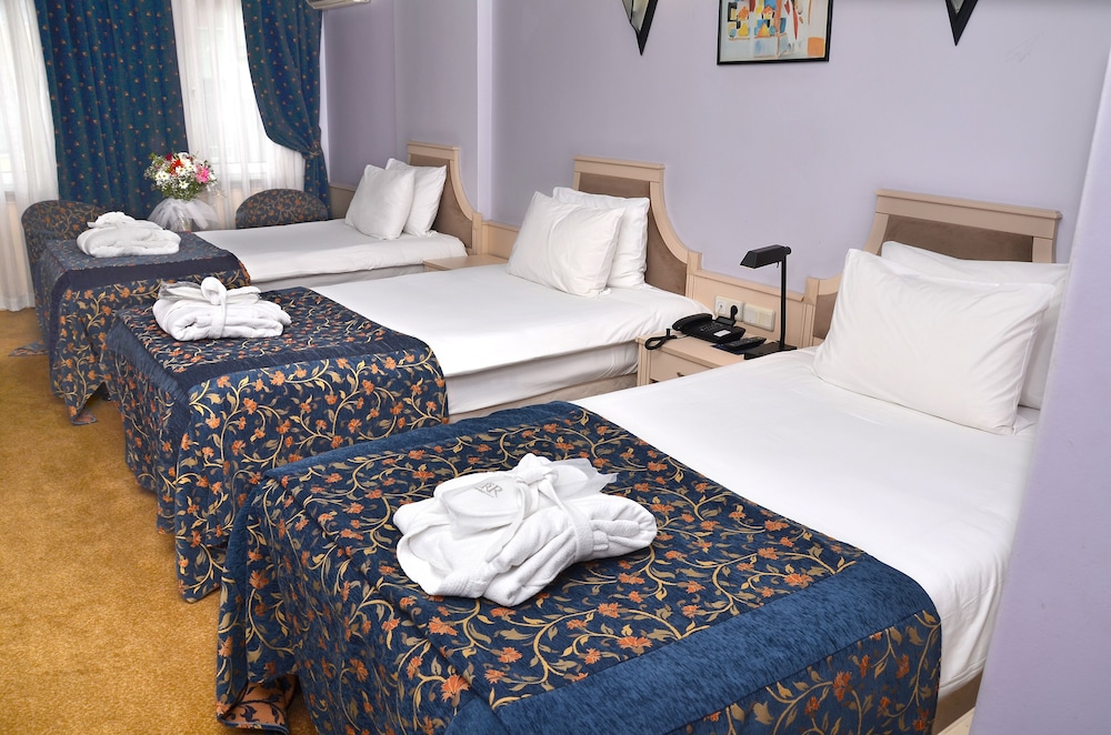 Berr Hotel 18/50