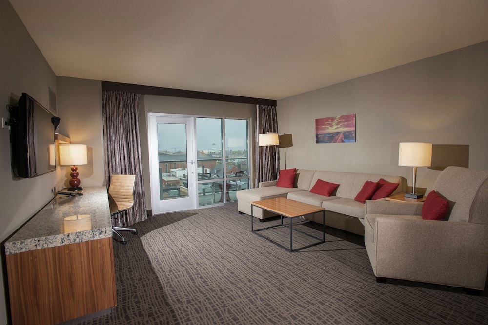 The Broadway Columbia A Doubletree By Hilton 19/41