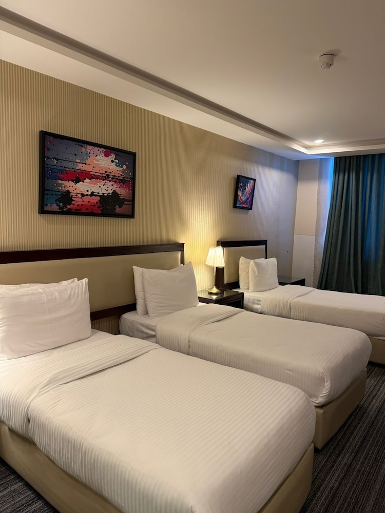Strand Hotel Jordan 18/59
