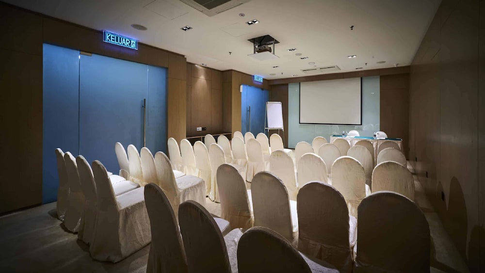 D'Sora Boutique Business Hotel 37/42