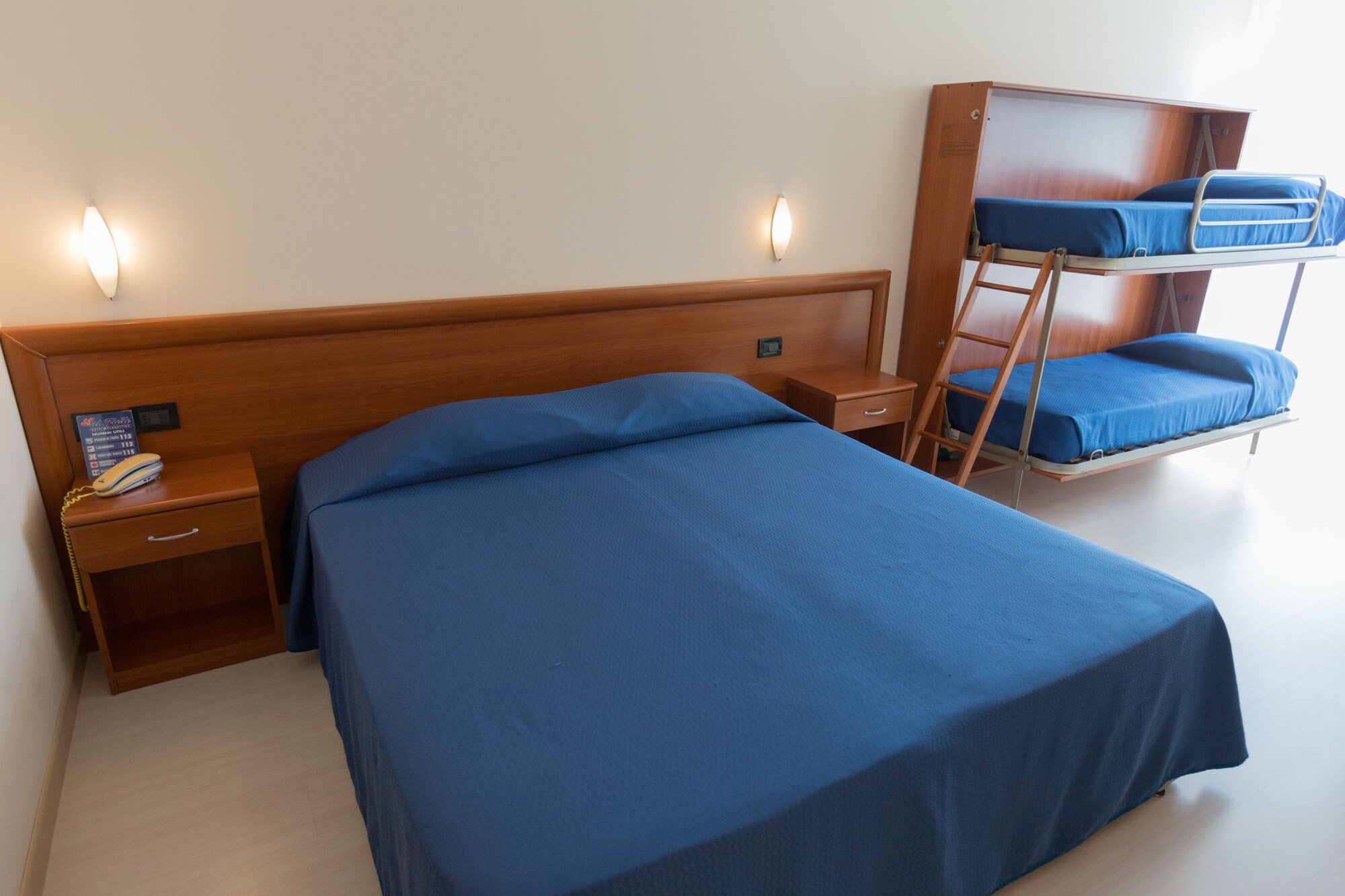 ROOM, QUADRUPLE, DOUBLE BED