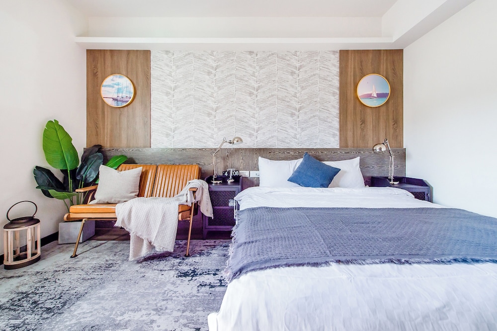Sea Residences 32/54
