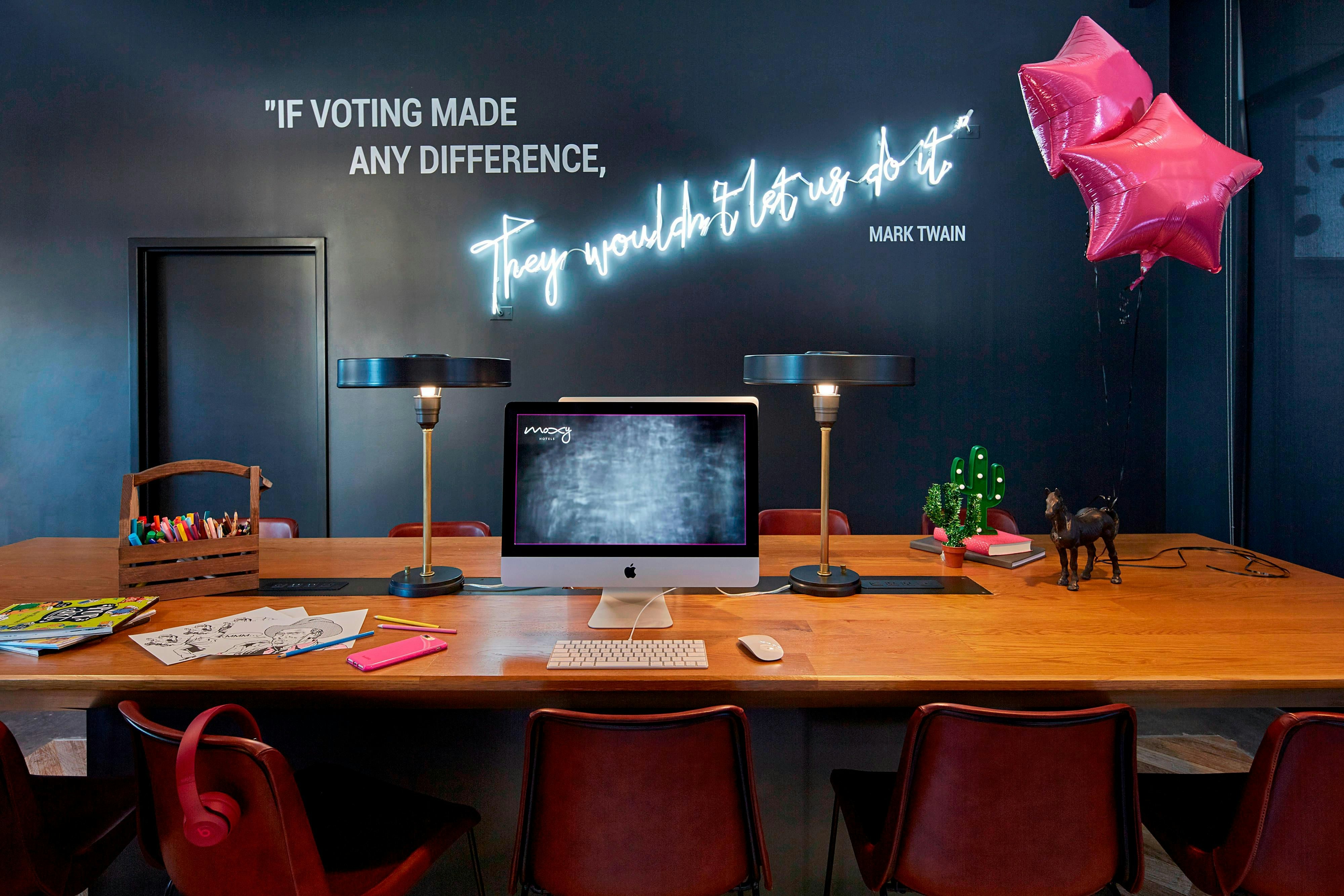 Moxy By Marriott Denver Cherry Creek 44/53