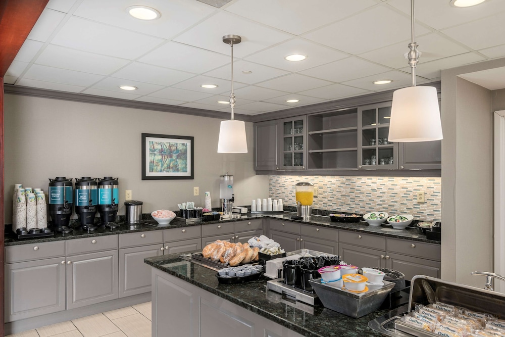 Homewood Suites By Hilton Philadelphia Mt. Laurel 34/43