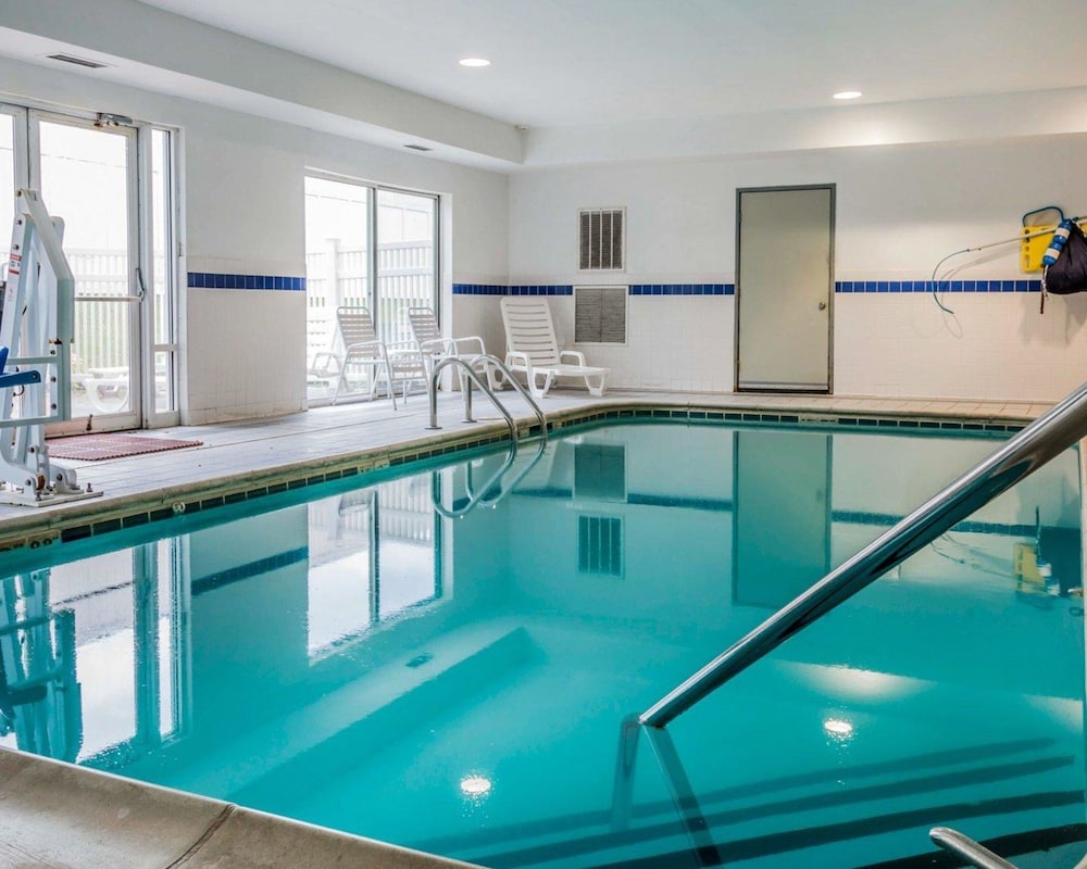 Quality Inn Kalamazoo near Wings Stadium 3/40