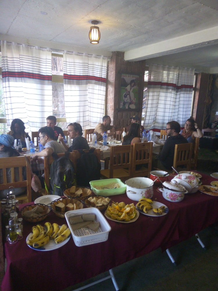 Zan-Seyoum Hotel 37/50