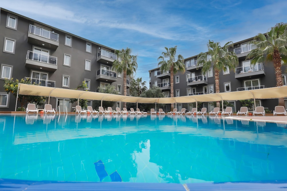 Sidekum Hotel 43/50