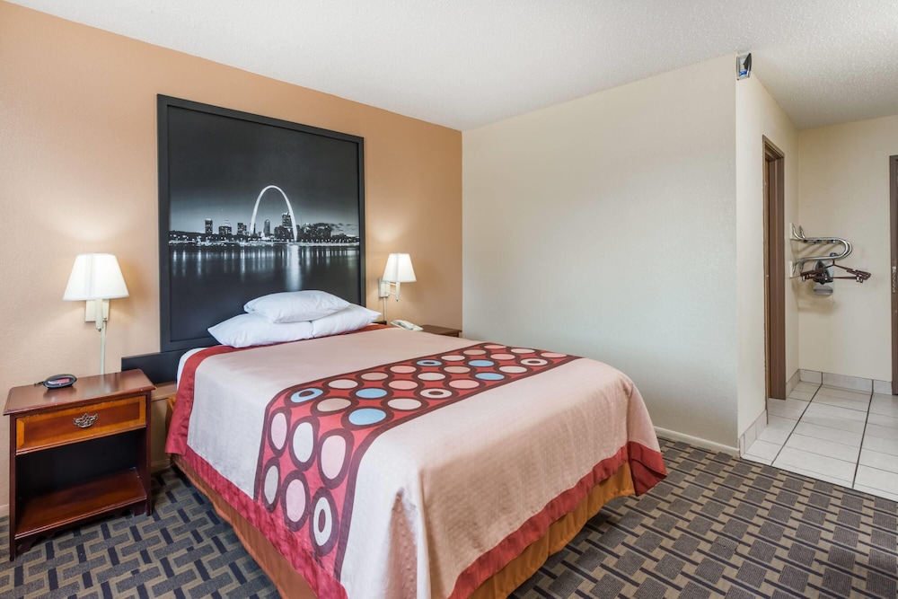 Suite, King Bed