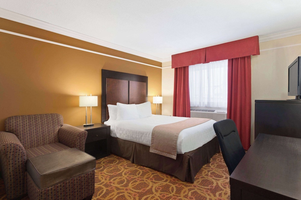 Travelodge by Wyndham Meadow Lake 15/29