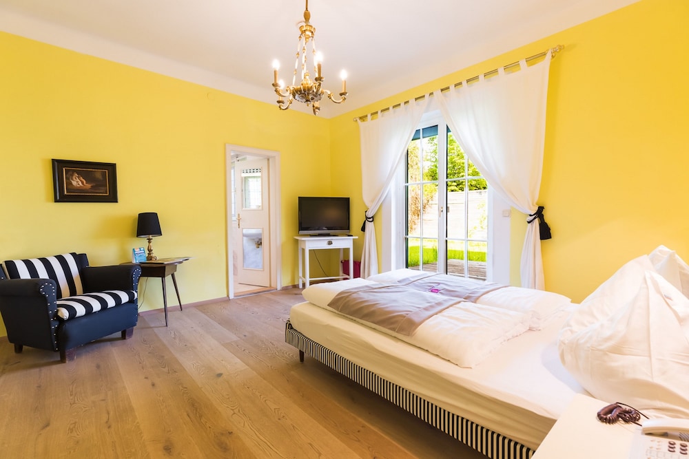 Hotel Schloss Leonstain 16/50