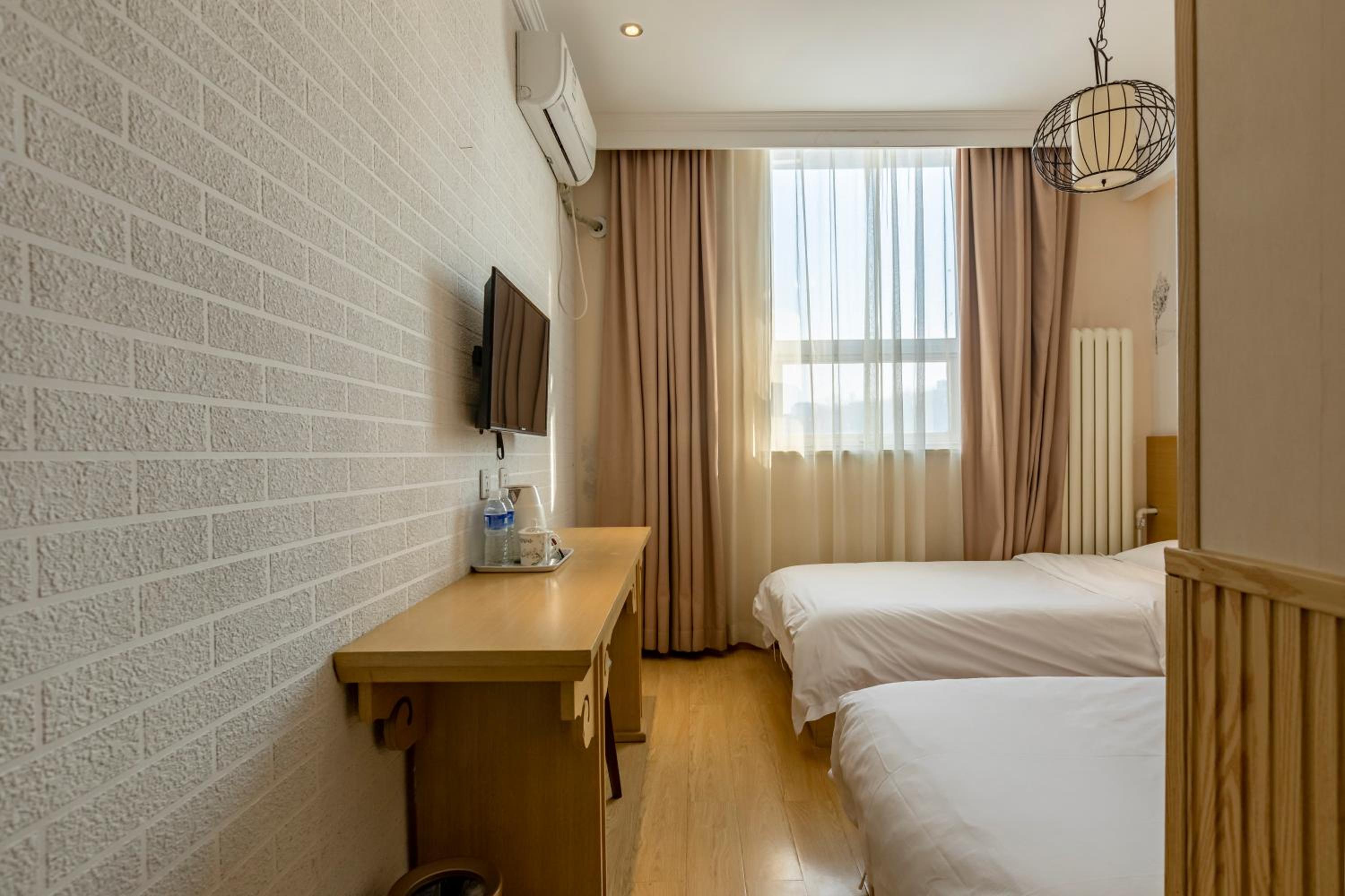 غرفة ديلوكس بسريرين منفصلين، Dragon King Hostel 5/8