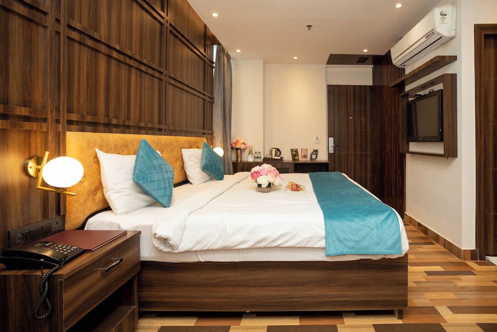 Hyphen Business Hotel 18/50