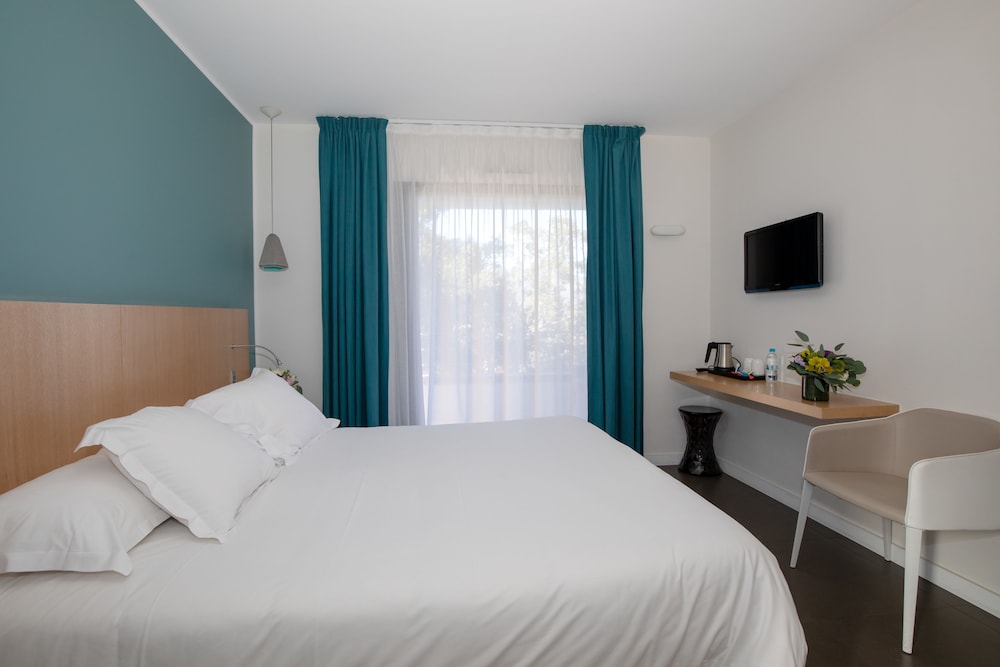 Residence Hoteliere Alcyon 10/30