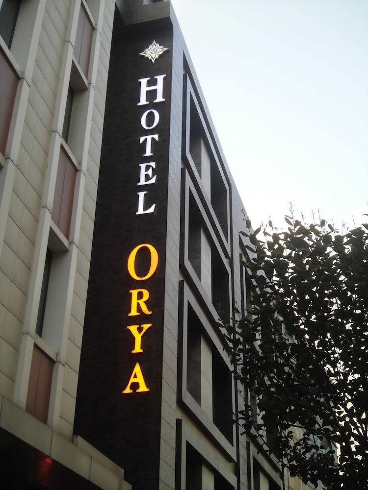 Orya Hotel 6/63