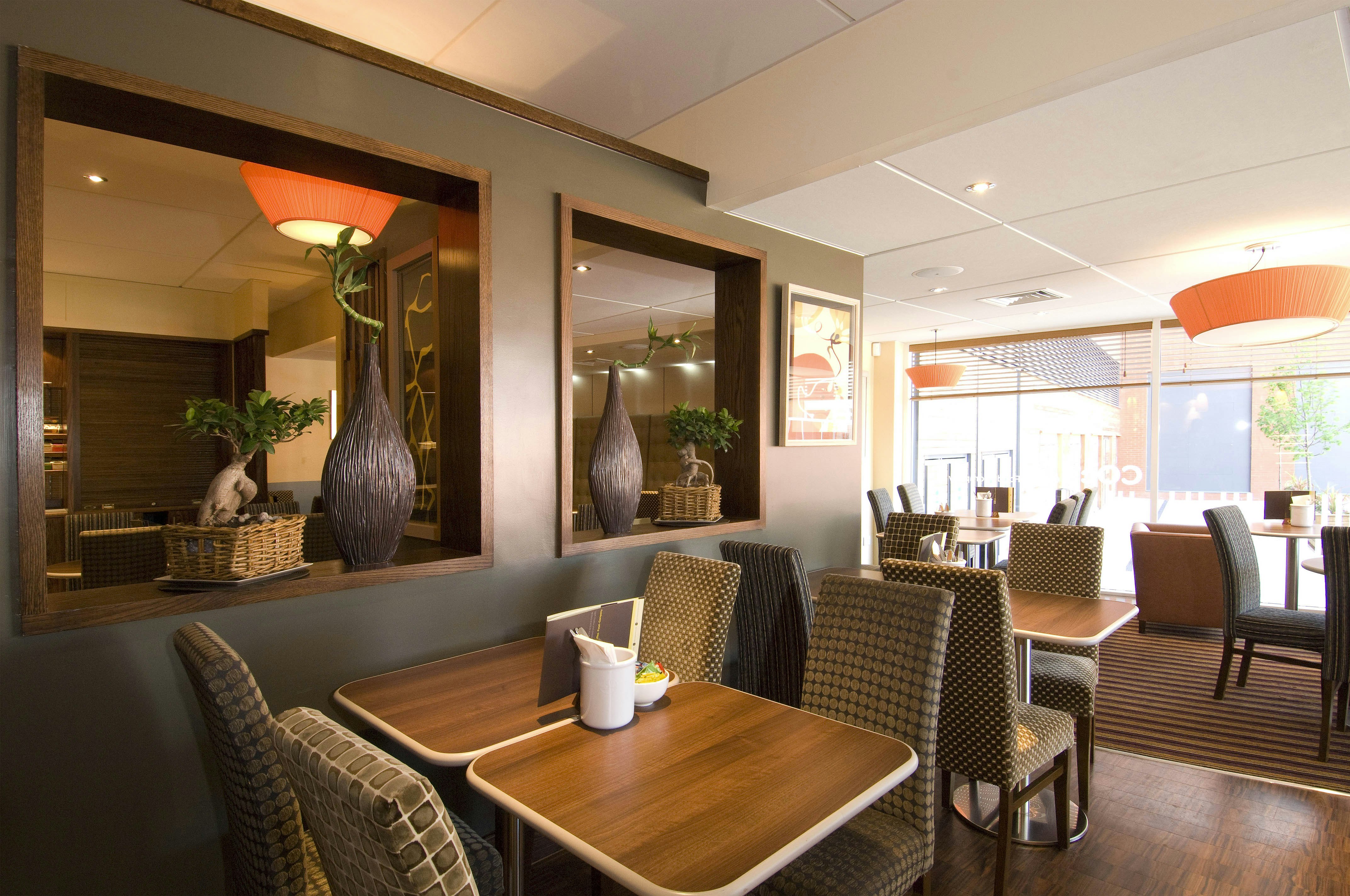 Premier Inn Coventry City Centre (Belgrade Plaza) 31/35