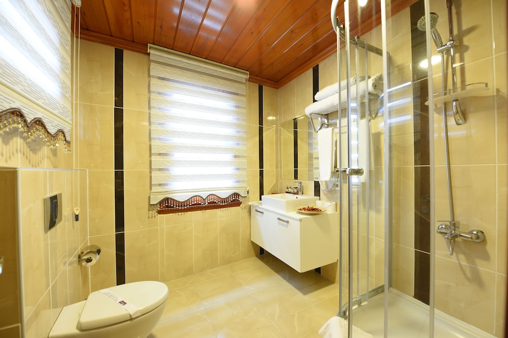 Elyka Hotel 26/28