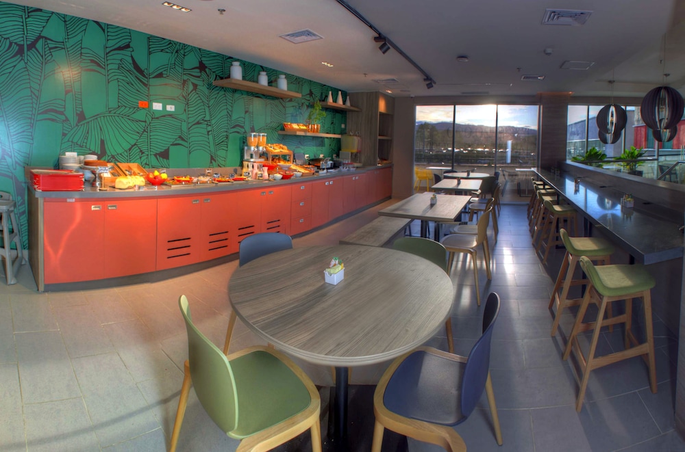 Ibis Apartado 56/67