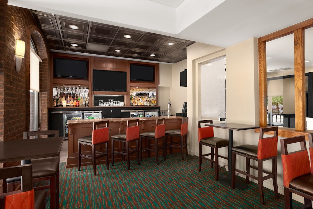 Days Inn By Wyndham Baltimore Inner Harbor 41/52