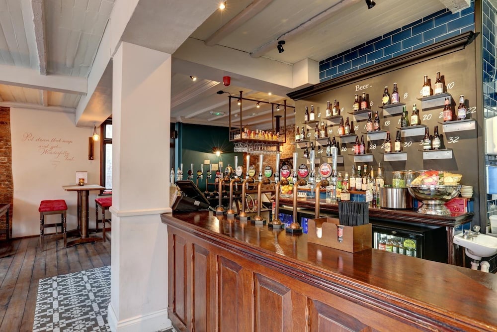 Publove Exmouth Arms Euston 36/41