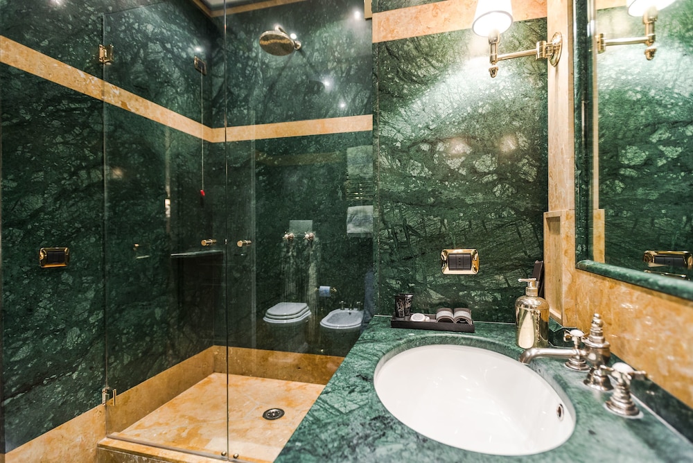 Mdm Luxury Rooms Guest House 43/50