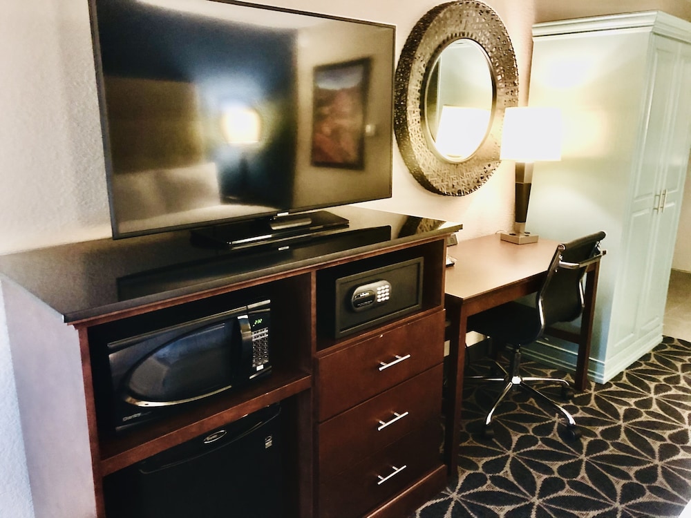 Baymont by Wyndham McAllen 46/60