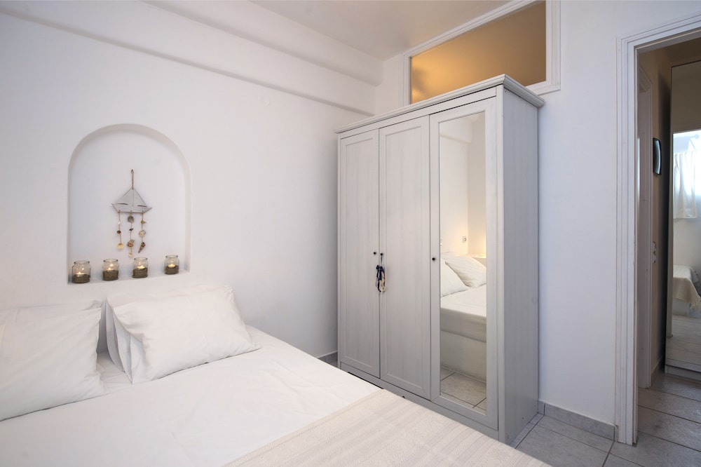 Cleopatra Homes 18/50