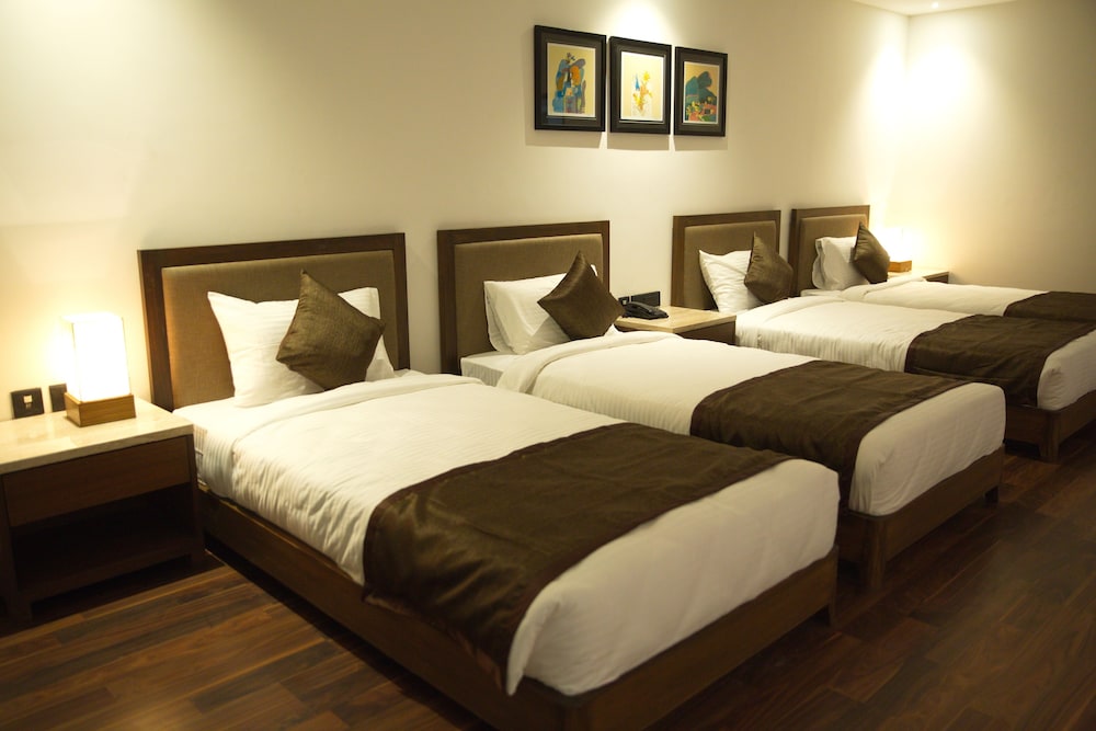 Five Petals Hotel & Banquets 10/24