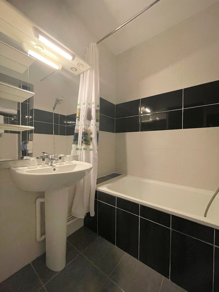 Kyriad Direct Dijon Nord - Zenith - Toison D'Or 14/36