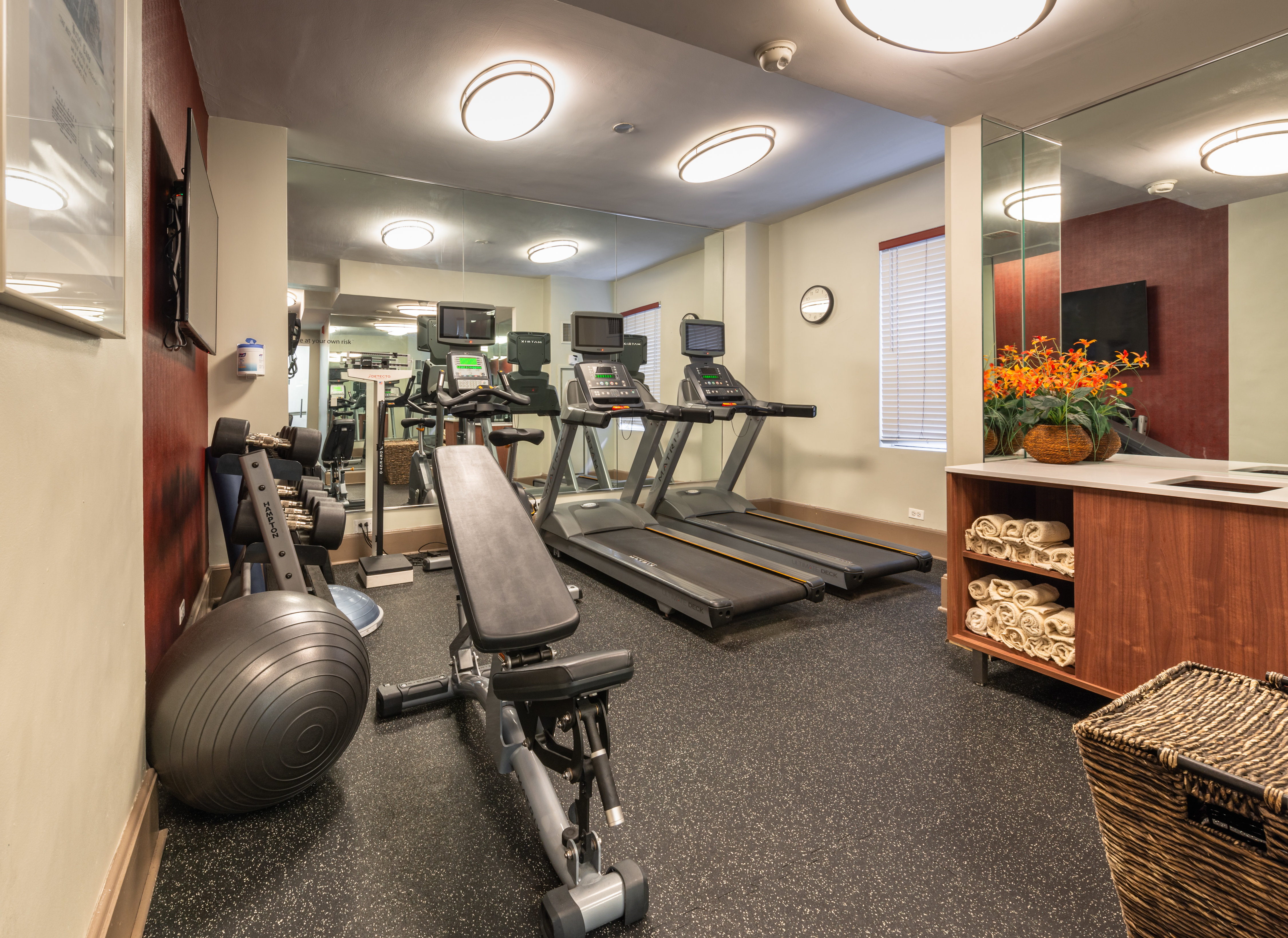 Holiday Inn Express Chicago - Magnificent Mile 31/37