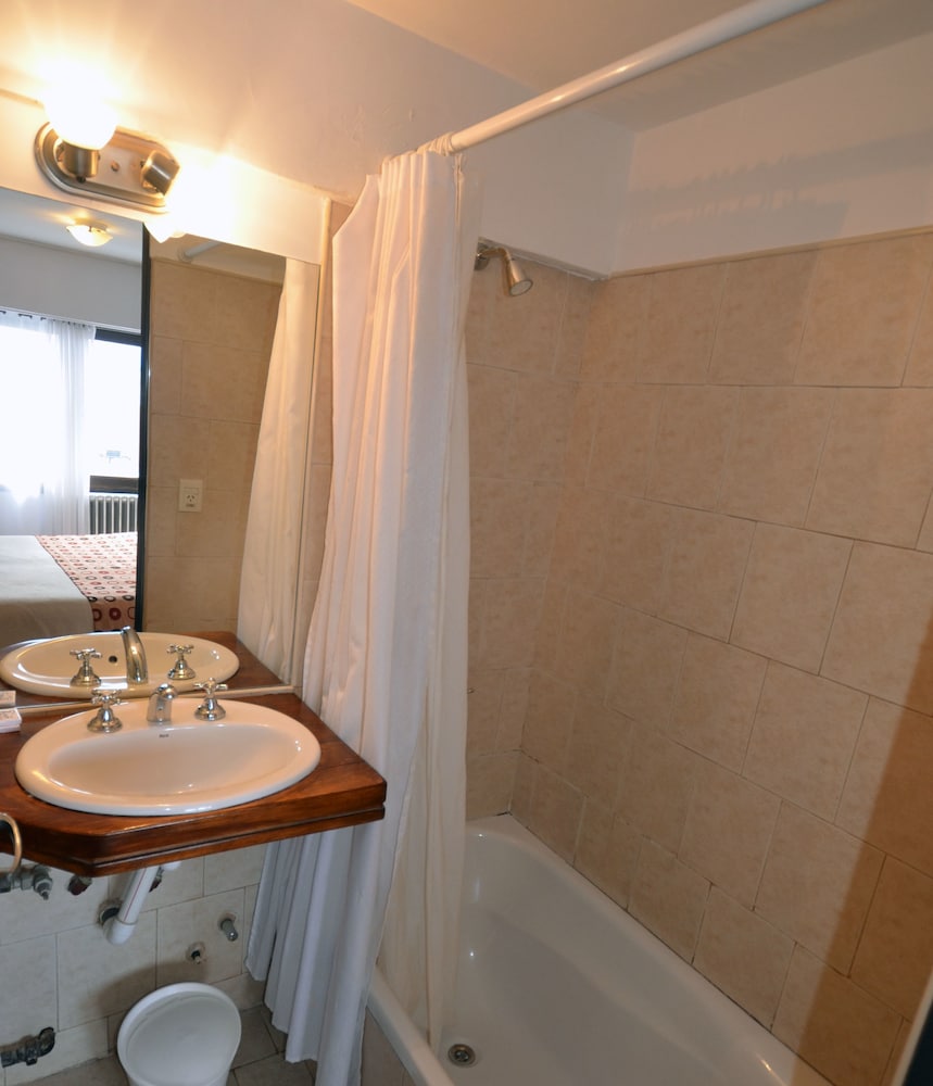Hotel 7 Lagos 47/49