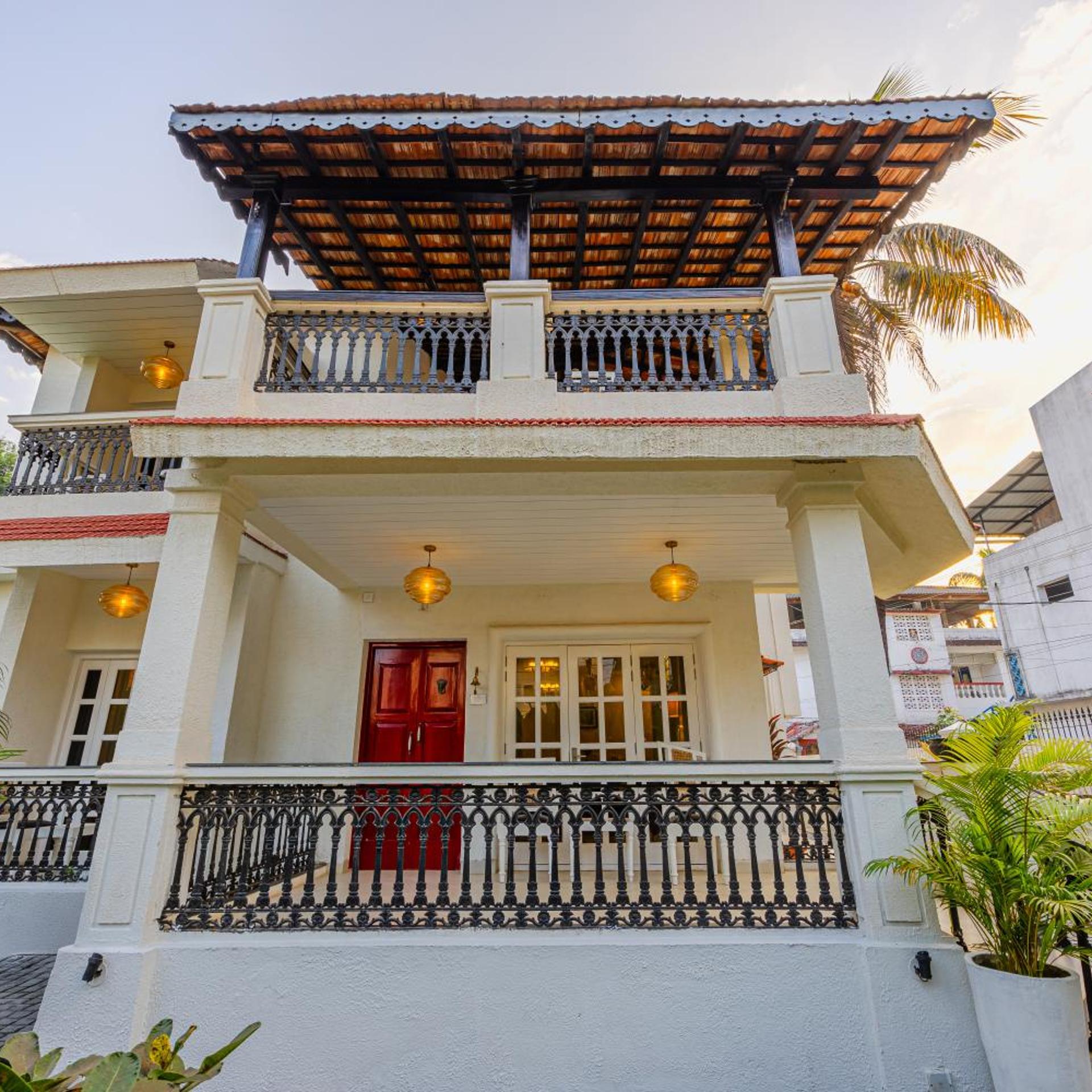 ELIVAAS Absolute Beach 4BHK Pool Villa Casa Boa Vida in CANDOLIM