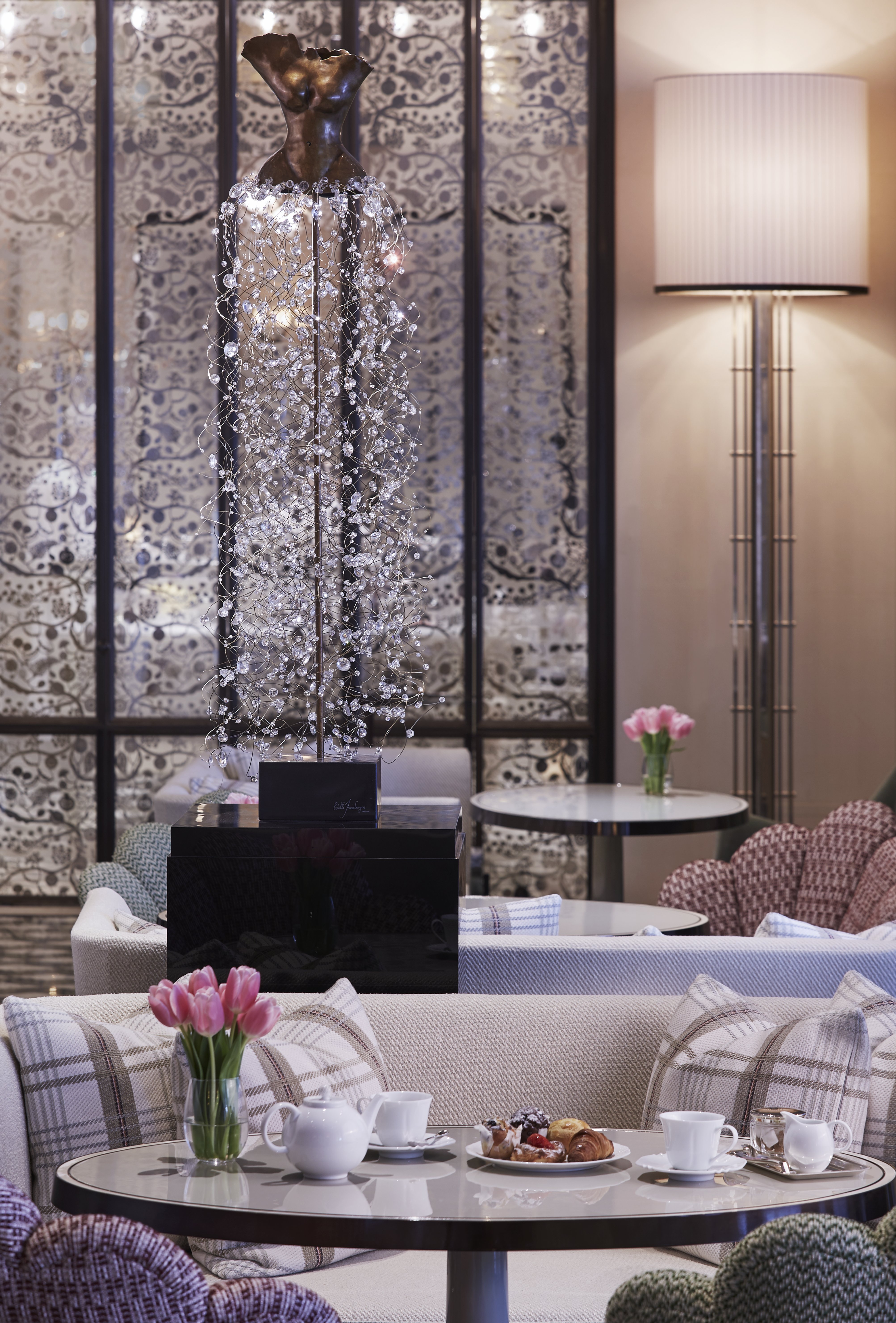 Rosewood Hong Kong 33/85