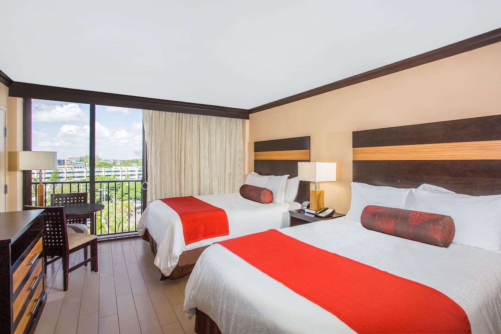 Wyndham Deerfield Beach Resort 20/53